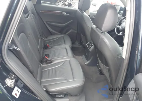 2010 Audi Q5 3.2 Premium z USA, uszkodzony, nr VIN WA1LKAFP7AA023637